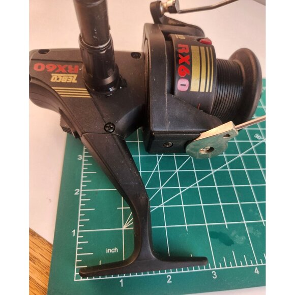 Zebco RX60 Spinning Fishing Reel Durable Lightweight Design Fishing Tackle Line - Picture 5 of 13